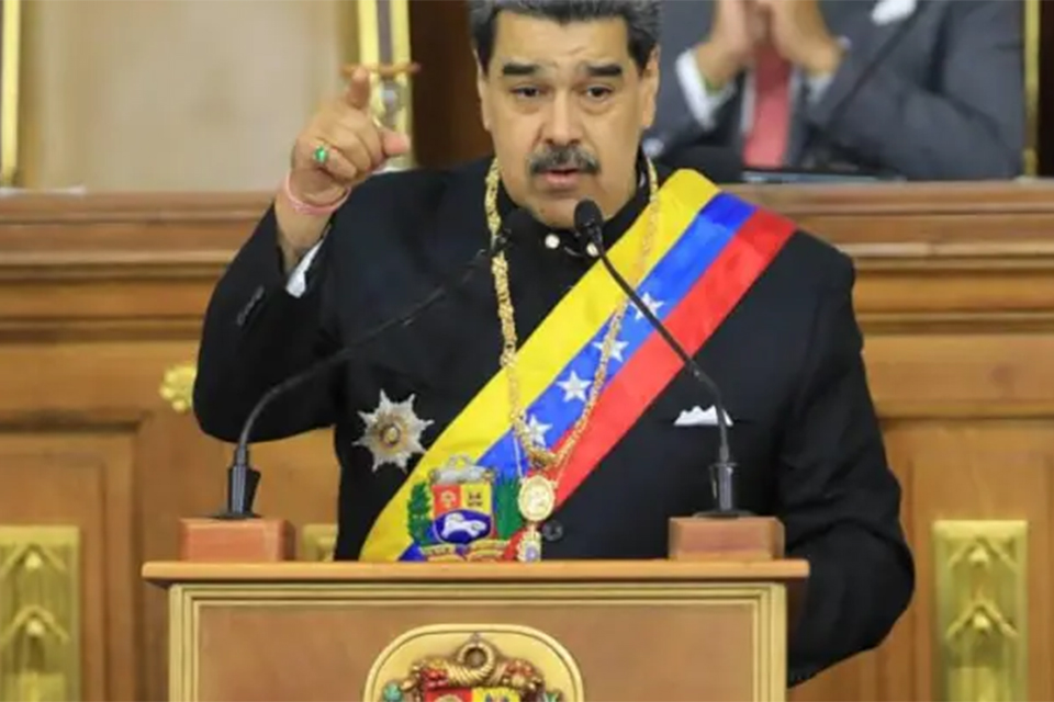 Presidente Maduro solicitó al equipo económico presentar proyecto de ley para simplificar procesos de exportación