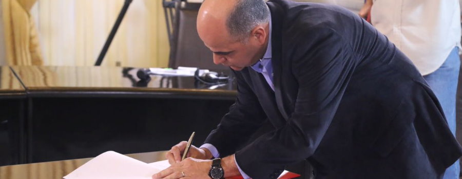 Venezuela firma acuerdo con empresa de Jordania para construir 13.912 viviendas en Aragua